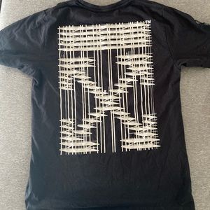 Off white t shirt size L